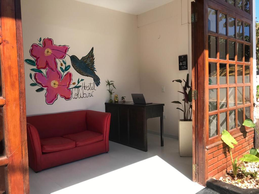 Colibri Hostel Пуэрто-Игуасу Экстерьер фото