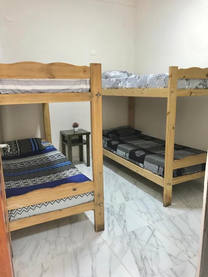 Colibri Hostel Пуэрто-Игуасу Экстерьер фото