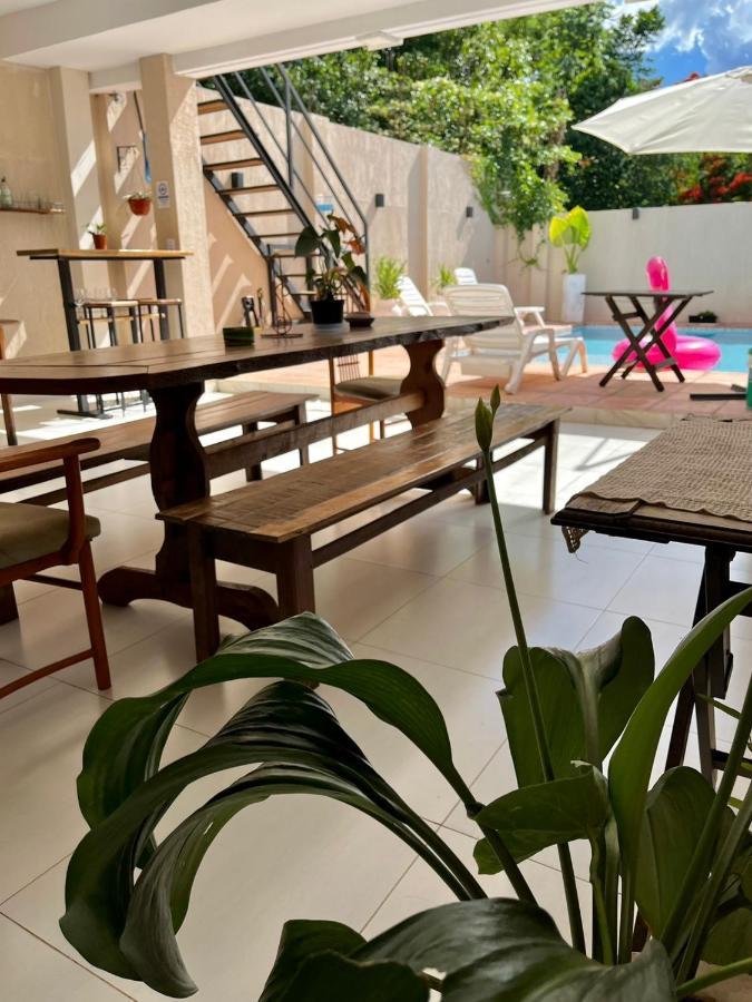 Colibri Hostel Пуэрто-Игуасу Экстерьер фото